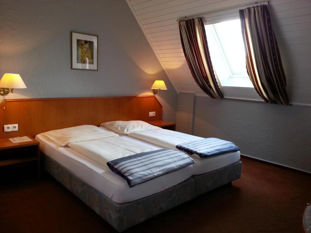 Hotel Restaurant Klostermuehle Reutlingen Eksteriør billede