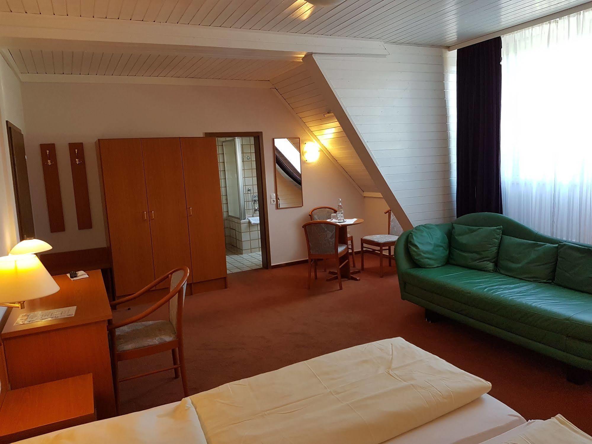 Hotel Restaurant Klostermuehle Reutlingen Eksteriør billede