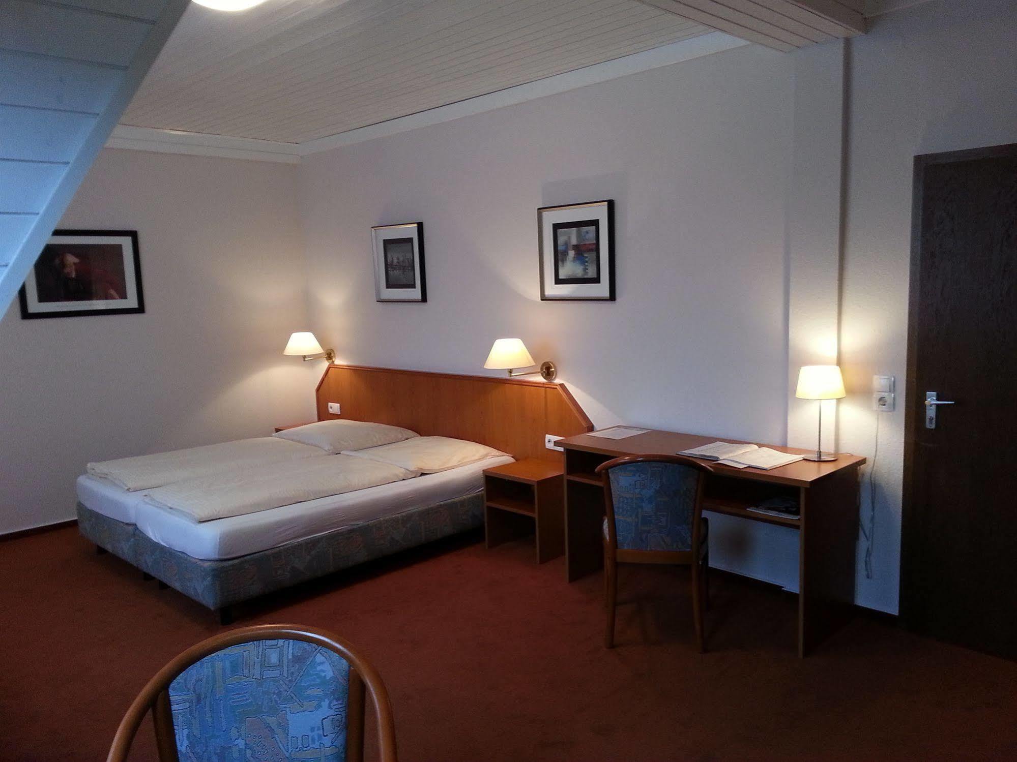 Hotel Restaurant Klostermuehle Reutlingen Eksteriør billede