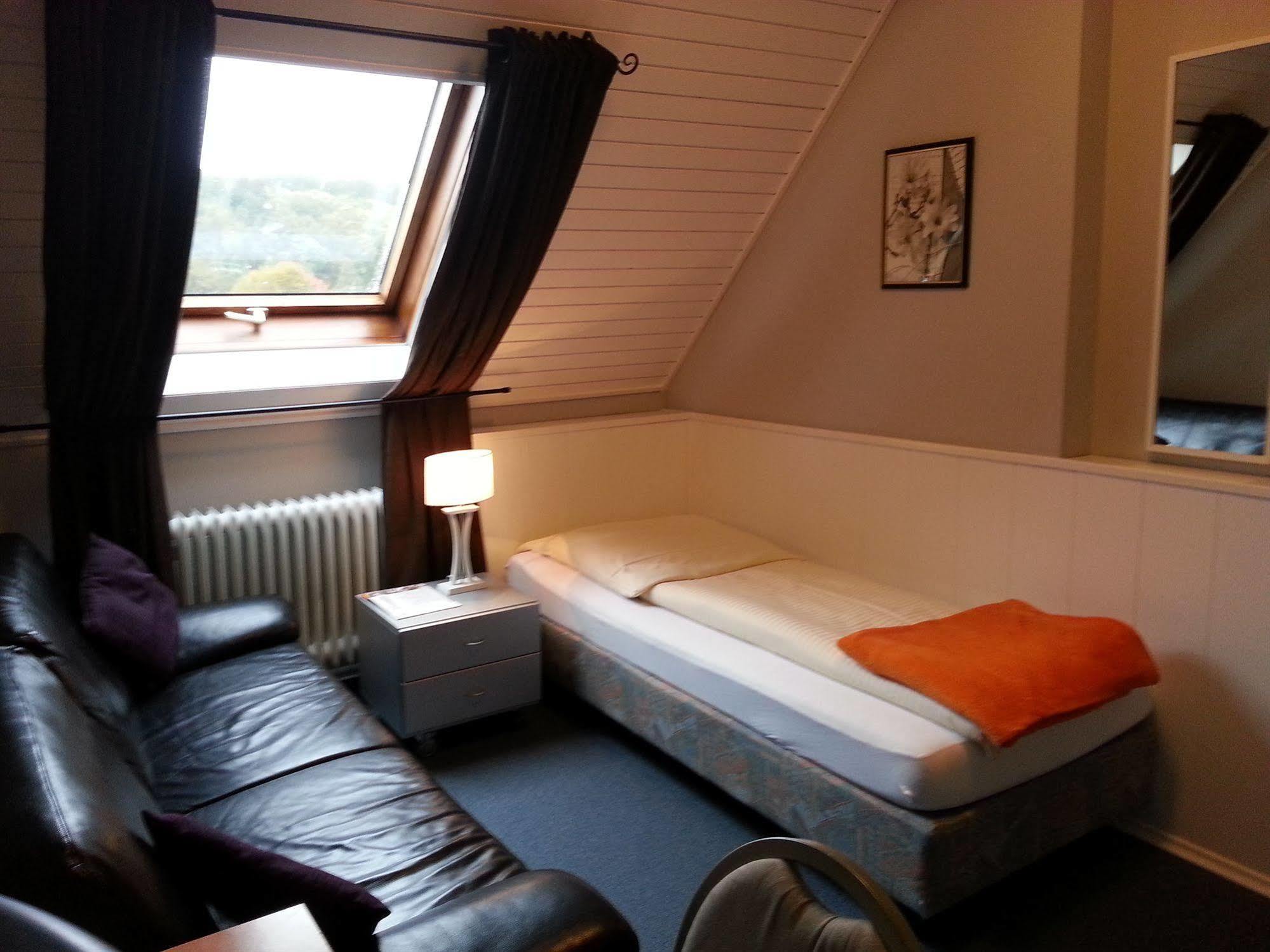 Hotel Restaurant Klostermuehle Reutlingen Eksteriør billede