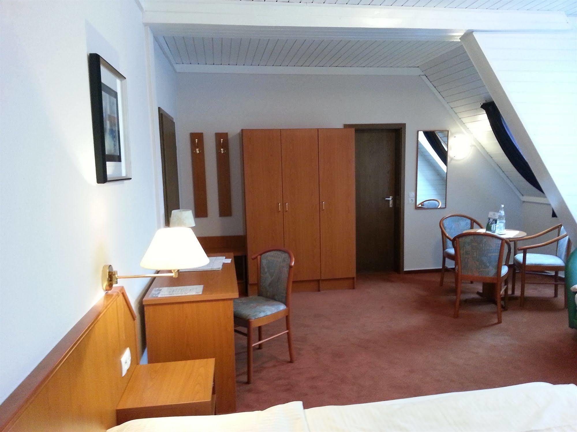 Hotel Restaurant Klostermuehle Reutlingen Eksteriør billede